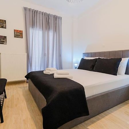 Theofilos Urban Apartment, Close To City Center Tesalónica Exterior foto